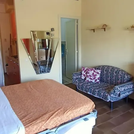 Apartment Angolo Di 200 Passi Da Mare Giardini Naxos